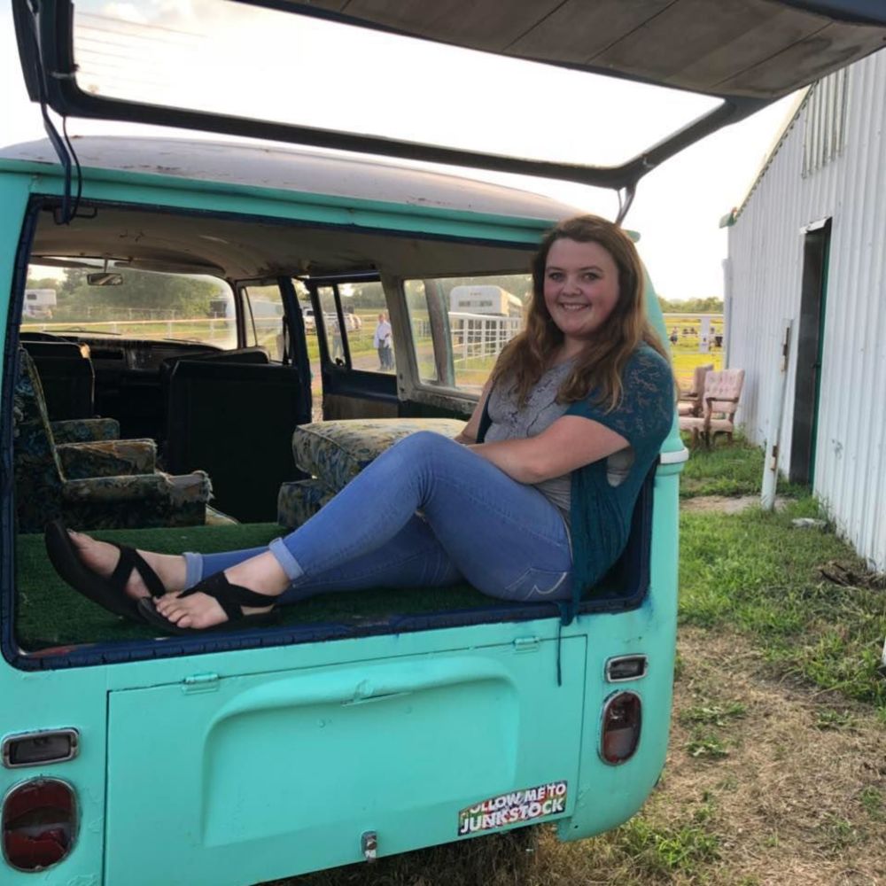 Meet your Posher, Christine